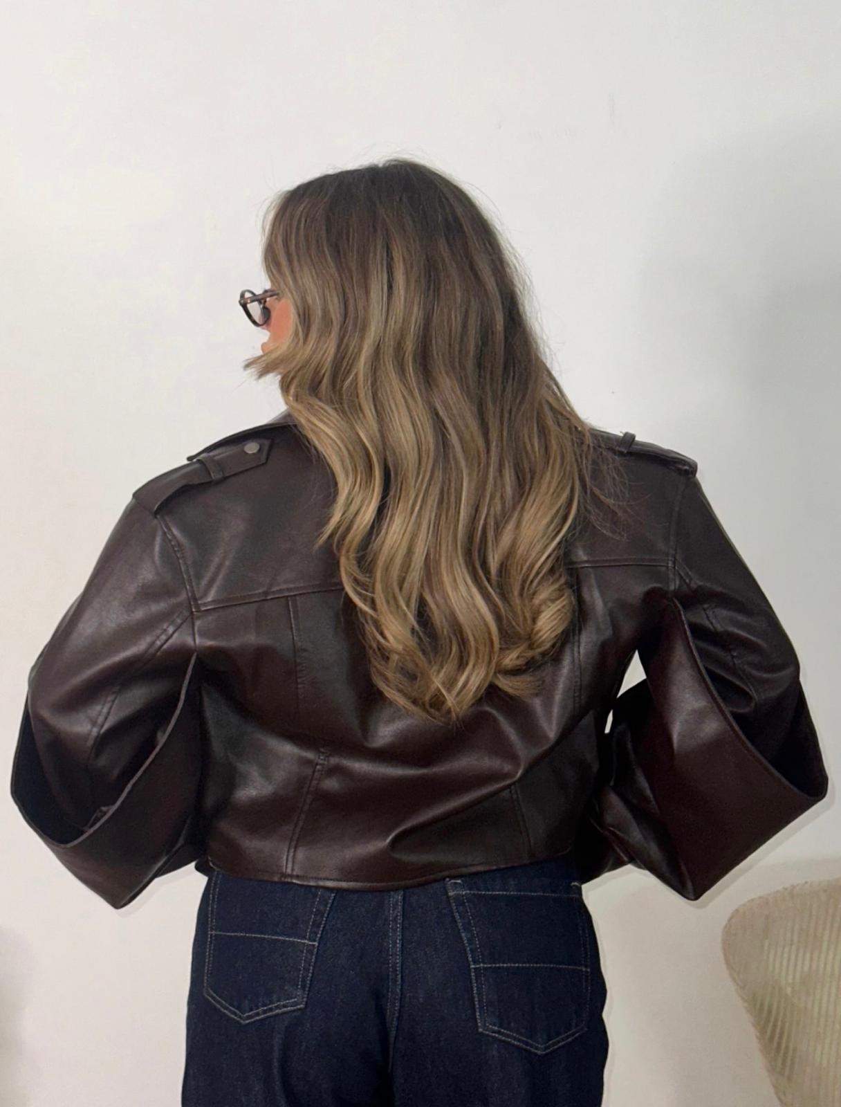 Chiodo in pelle marrone